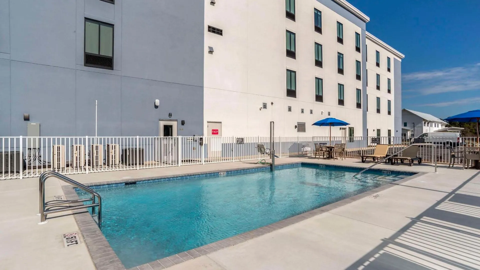 Comfort Inn & Suites Panama City Beach - Pier Park Area 2*,  United States